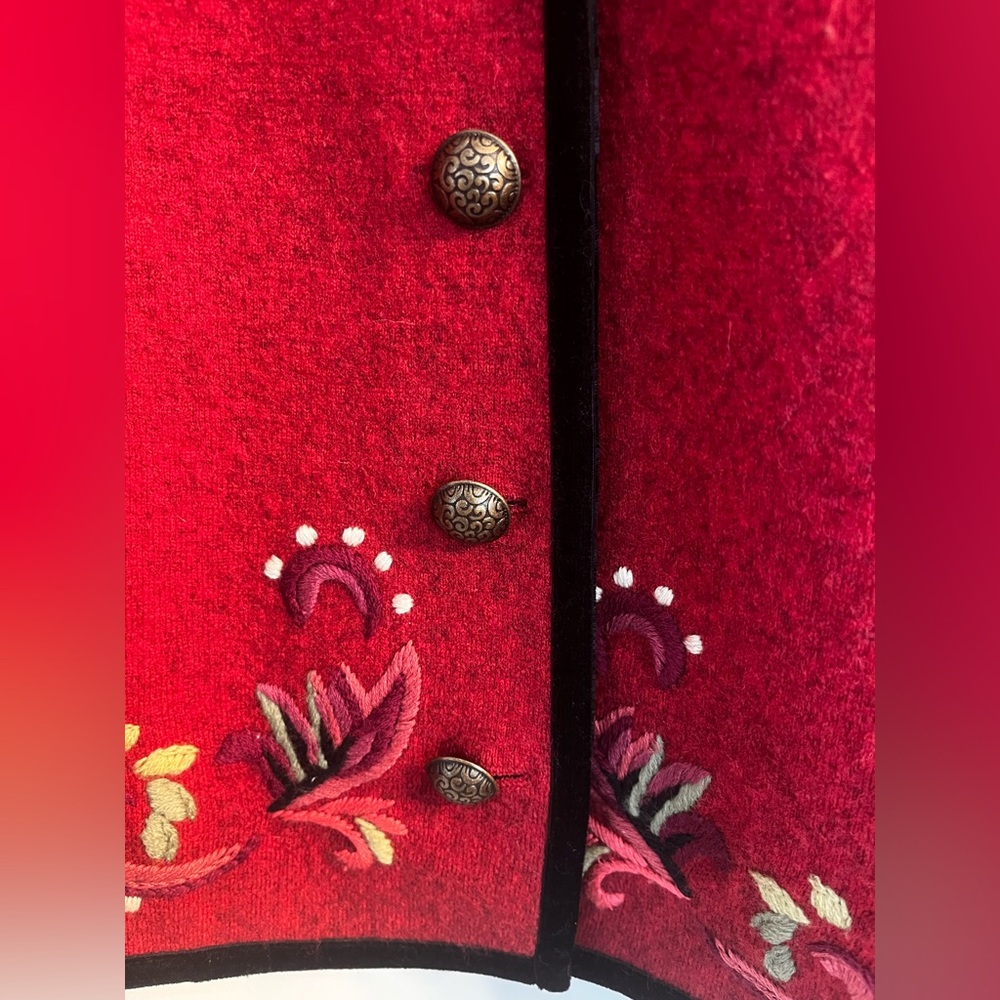 Icelandic Designs Wool Embroidered Cardigan‎ Velvet Trim Size Medium - Picture 4 of 11
